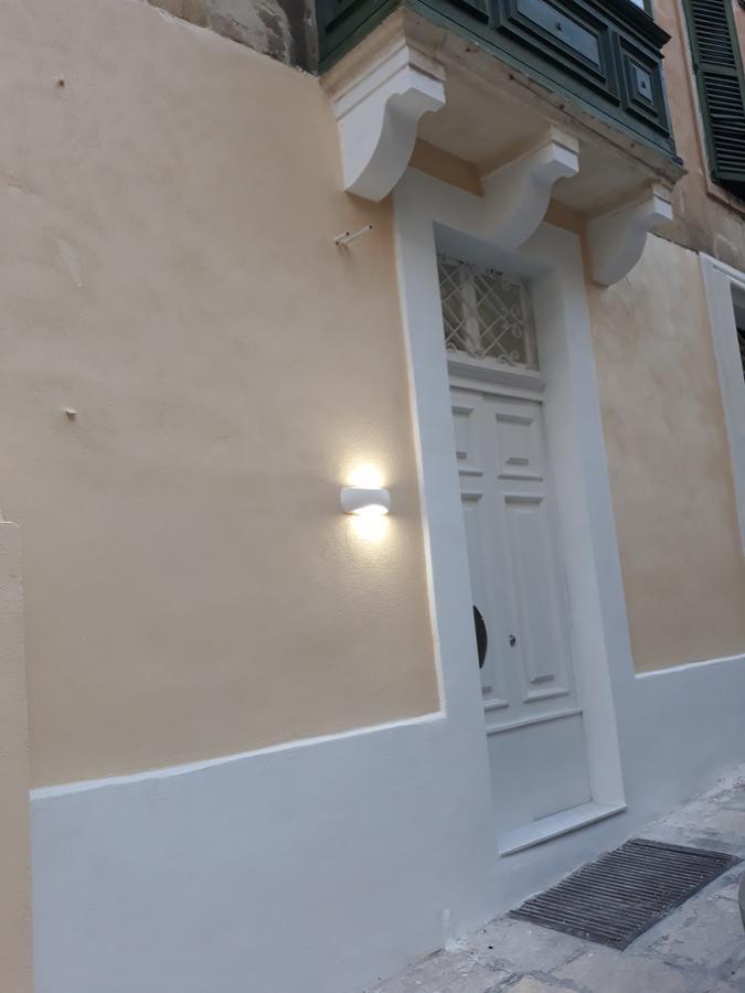 Apartament Door Eight Floriana Zewnętrze zdjęcie